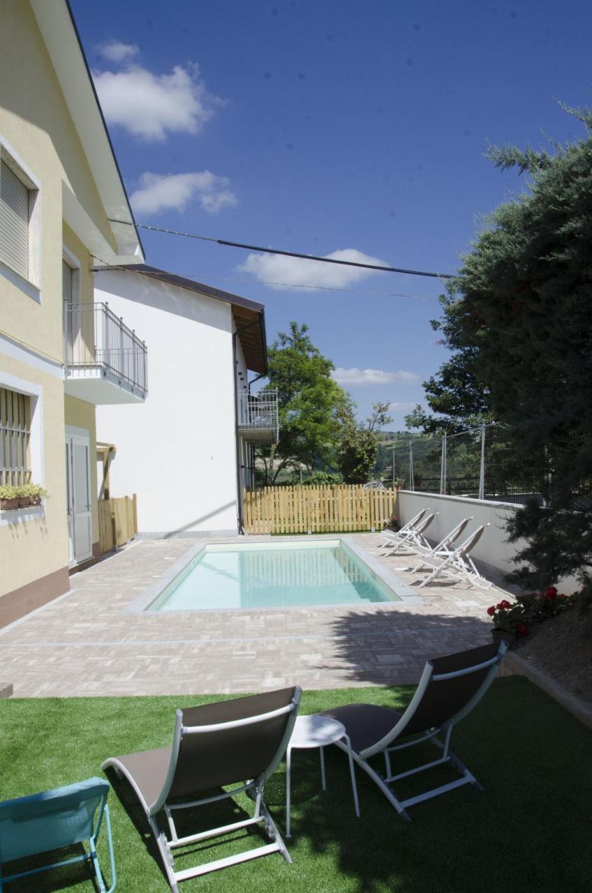 La Casa Di Alice Apartment Rodello ภายนอก รูปภาพ