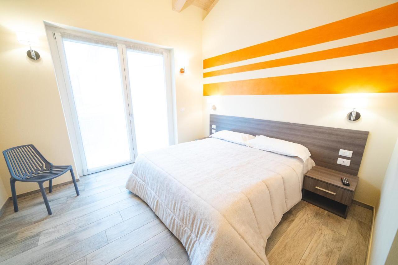 La Casa Di Alice Apartment Rodello ภายนอก รูปภาพ